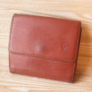 Louis Vuitton Epi Elise Wallet